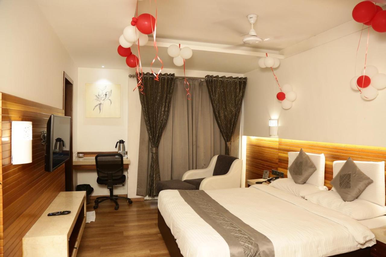 Hotel Solitaire 3*